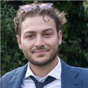 Docente di lingua francese per studenti di scuola media o superiore, ho un ottimo approccio con i ragazzi ed ho la capacità di far capire bene la logica della lingua